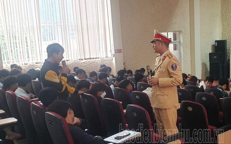 600 học sinh được tuyên truyền Luật Giao thông đường bộ
