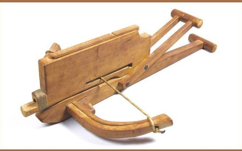 7 loại vũ khí bá đạo nhất thời cổ đại: Có 'súng máy' của Gia Cát Lượng