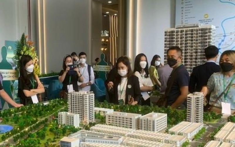 Bảo vệ quyền lợi người mua nhà 'trên giấy'