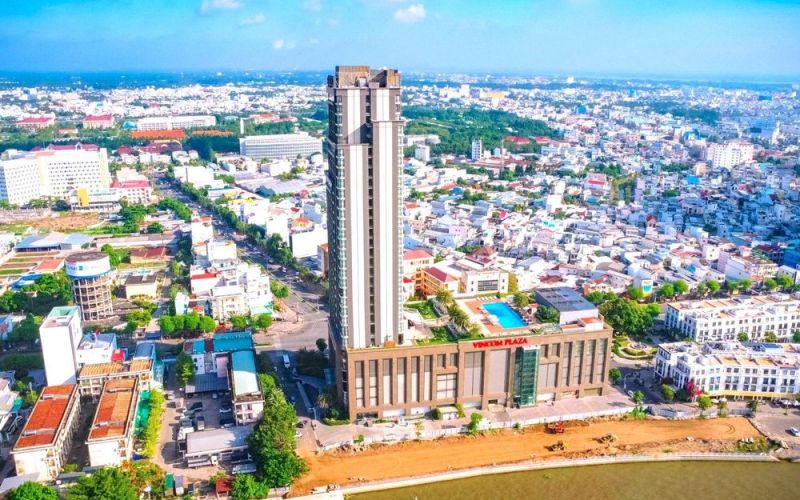 Bất động sản miền Tây 'nín thở' chờ hạ tầng