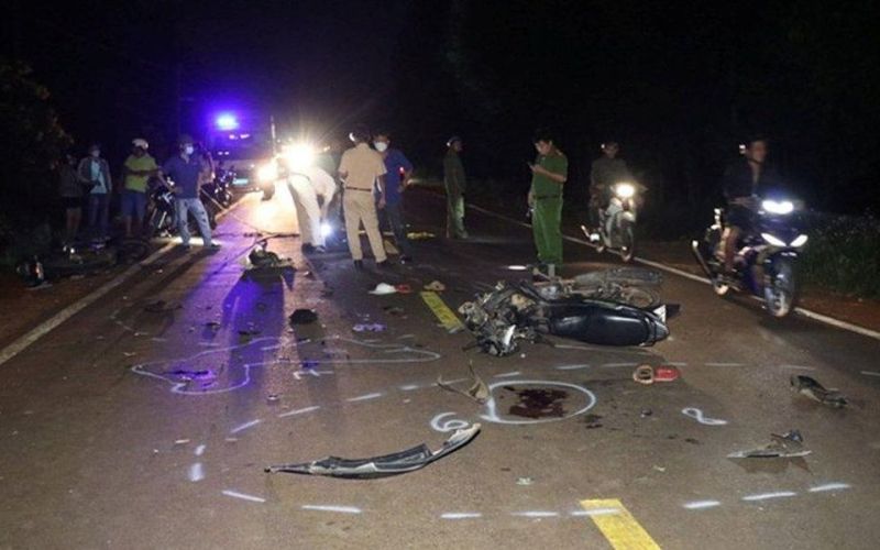Bình Phước: Tai nạn xe máy, 2 người tử vong tại chỗ
