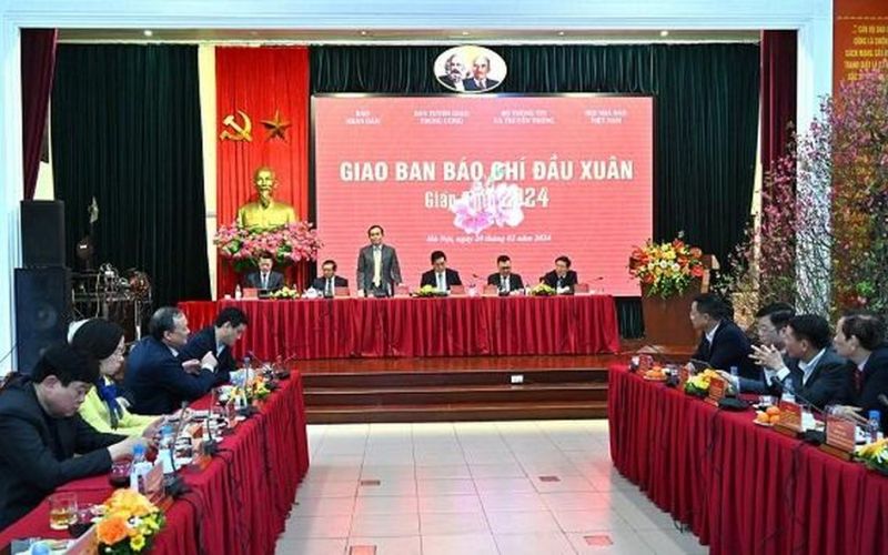Các cơ quan báo chí tiếp tục đồng hành bảo vệ bản quyền, siết chặt về đạo đức nhà báo