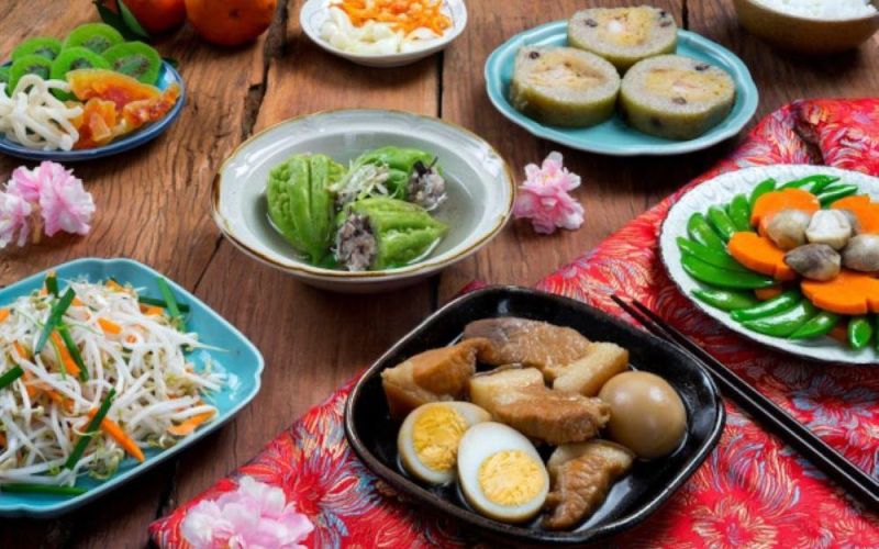 Cách ăn uống giúp bạn tránh tăng cân sau Tết