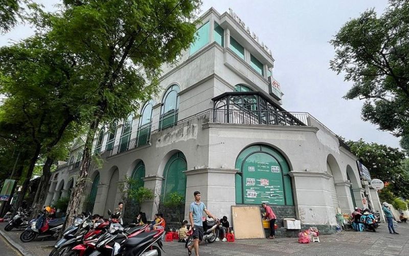 Cách nào để hạn chế rủi ro trong giao kết thuê mặt bằng bán lẻ?
