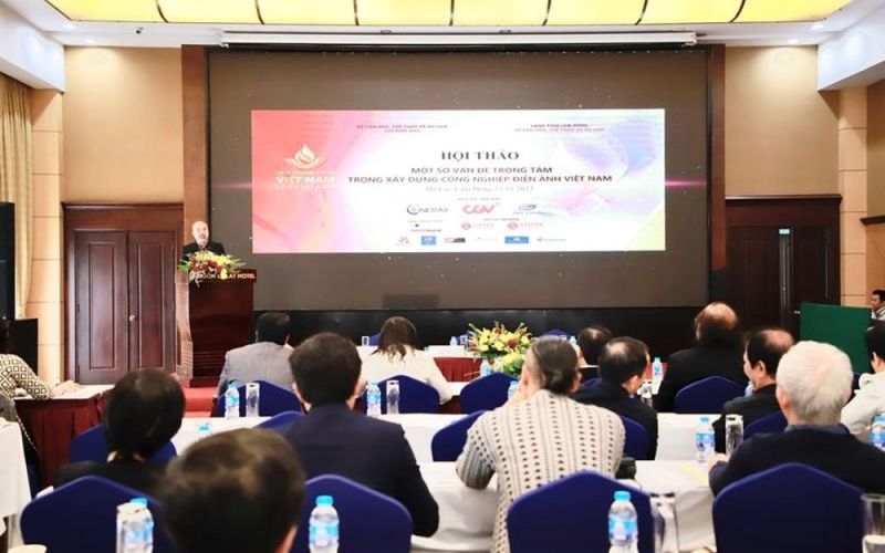 Cần có những 'con người công nghiệp'