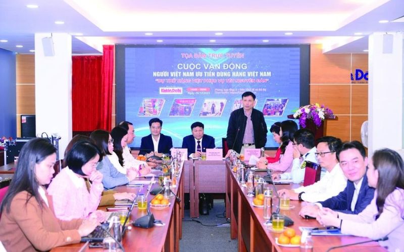 Cầu nối của mối quan hệ doanh nghiệp - khách hàng - cơ quan quản lý