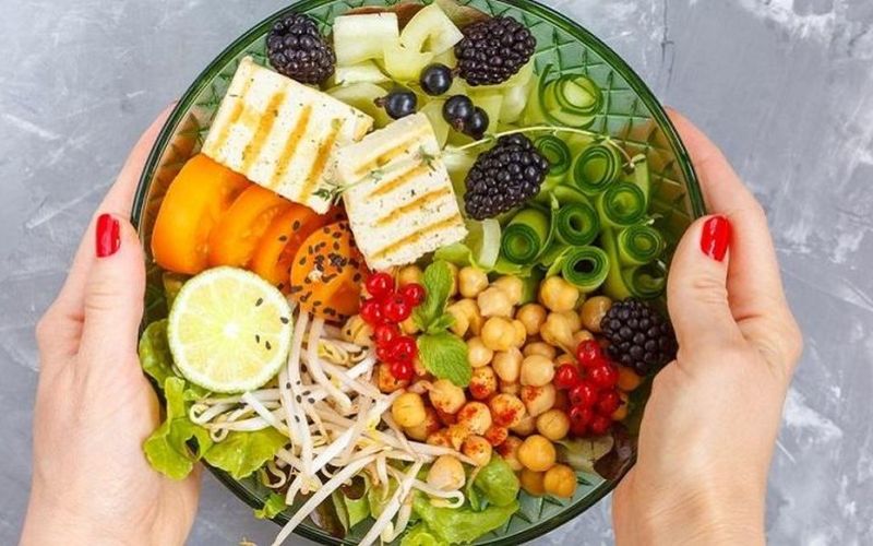 Chế độ ăn giúp hỗ trợ giảm cân trong dịp tết