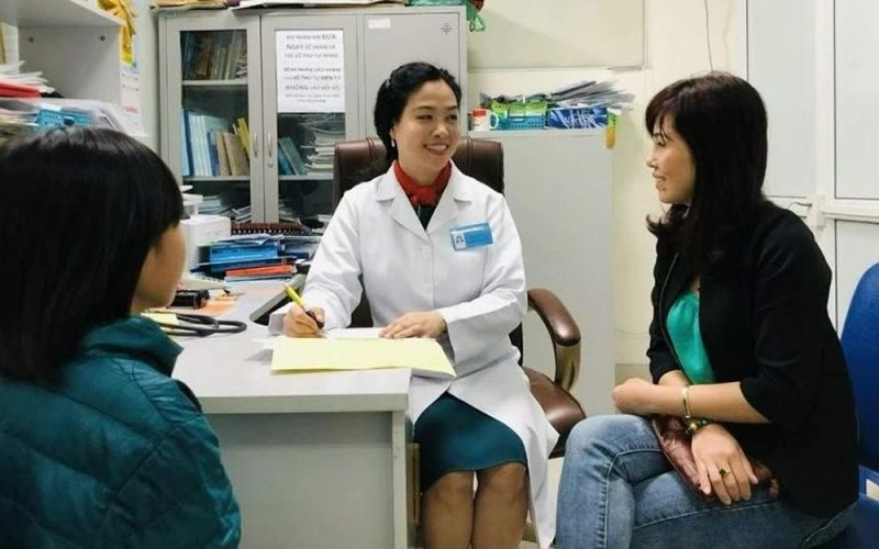 Chế độ dinh dưỡng và những lưu ý chăm sóc trẻ em dịp Tết