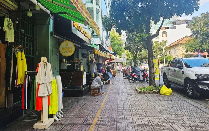 Chờ diện mạo mới của vỉa hè đô thị