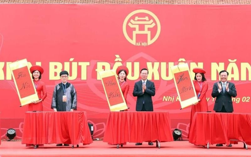 Chủ tịch nước dâng hương, khai bút đầu xuân năm 2024