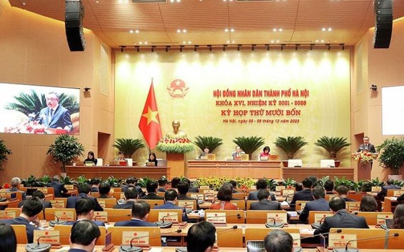 Chủ tịch TP Hà Nội: 'Làm từng tuyến thì 100 năm nữa mới xong đường sắt đô thị'