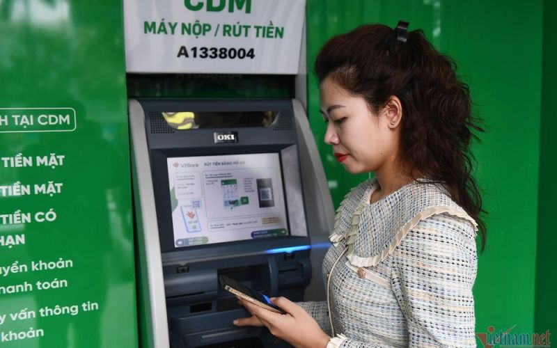 'Chuyện lạ' tại các cây ATM giáp Tết