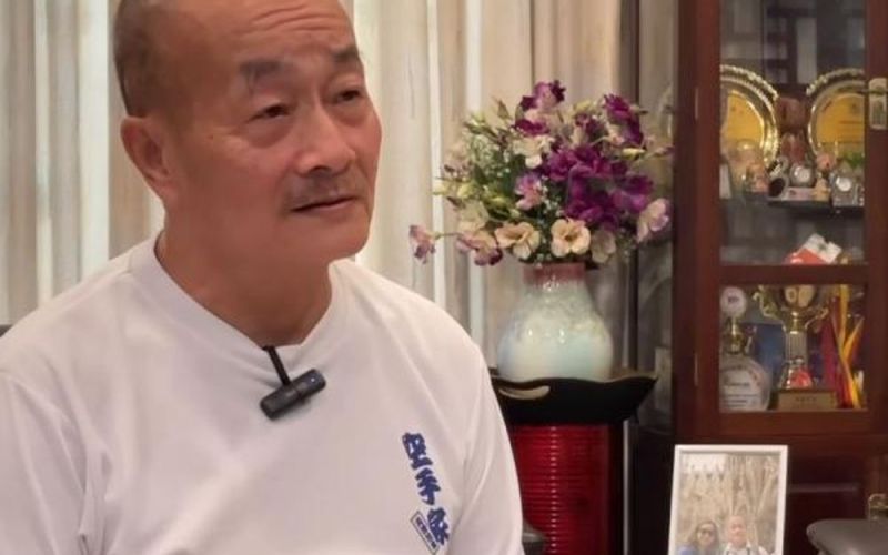 Chuyện 'tình ngay lý gian' của HLV thể thao