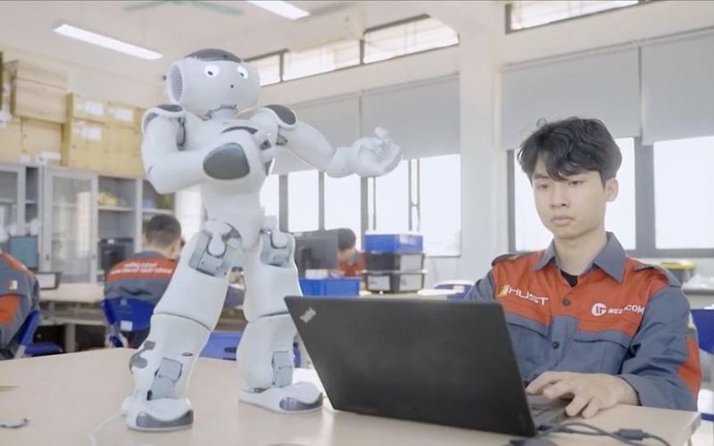 Cơ sở giáo dục đại học đầu tiên yêu cầu cấm mua bán kết quả nghiên cứu khoa học