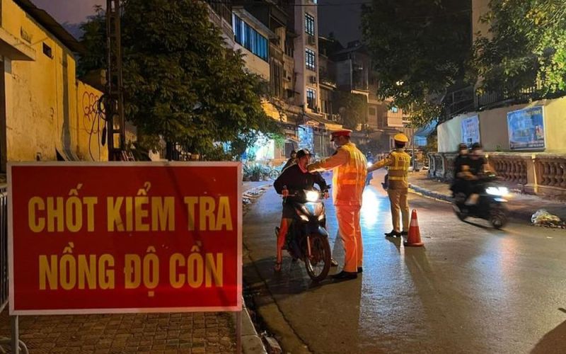 Công an Hà Nội 'siết' xử lý 'ma men' dịp Tết Dương