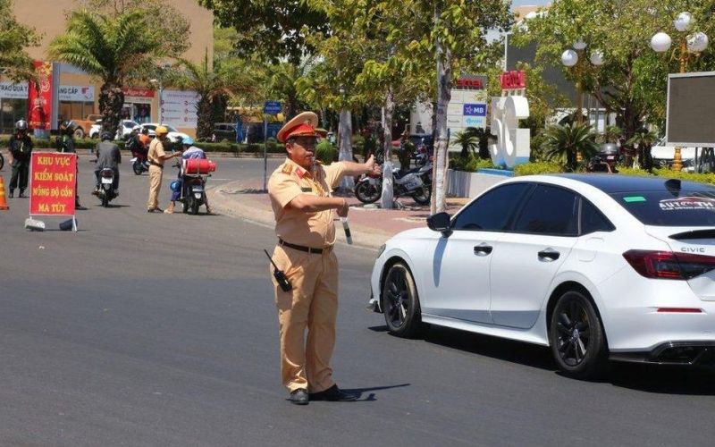 Công anTp.Phan Thiết quyết liệt xử lý các vi phạm về nồng độ cồn