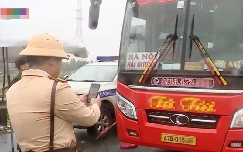 CSGT ứng dụng công nghệ trong kiểm soát tài xế vi phạm