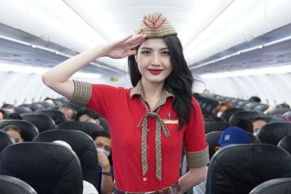 Cùng Vietjet bay ra thế giới với người phụ nữ yêu thương