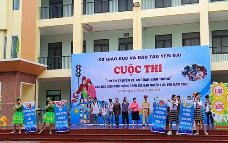 Cuộc thi tuyên truyền về an toàn giao thông cho học sinh phổ thông trên địa bàn huyện Lục Yên