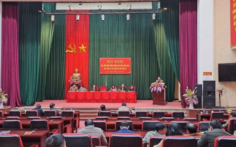Đại biểu HĐND tỉnh Bắc Kạn tiếp xúc cử tri huyện Na Rì