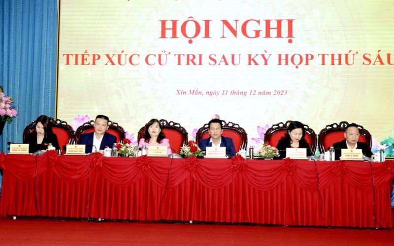 Đoàn ĐBQH khóa XV đơn vị tỉnh Hà Giang tiếp xúc cử tri tại Xín Mần