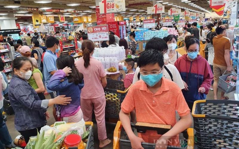 Doanh thu ngành du lịch TP.HCM tăng 57% trong tháng đầu năm