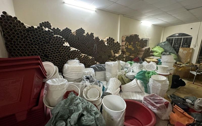 Đột kích kho chứa nguyên liệu sản xuất pháo nổ 'khủng', khởi tố 2 đối tượng