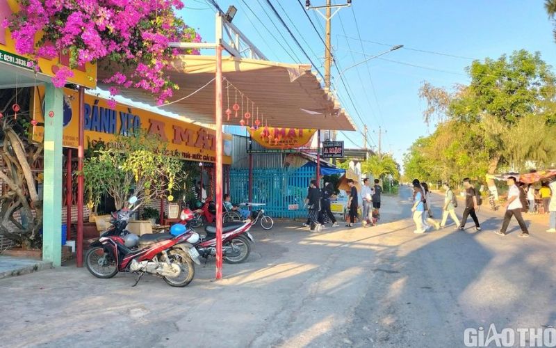 Du khách về Bạc Liêu dịp Tết nhớ thưởng thức món bánh xèo trứ danh
