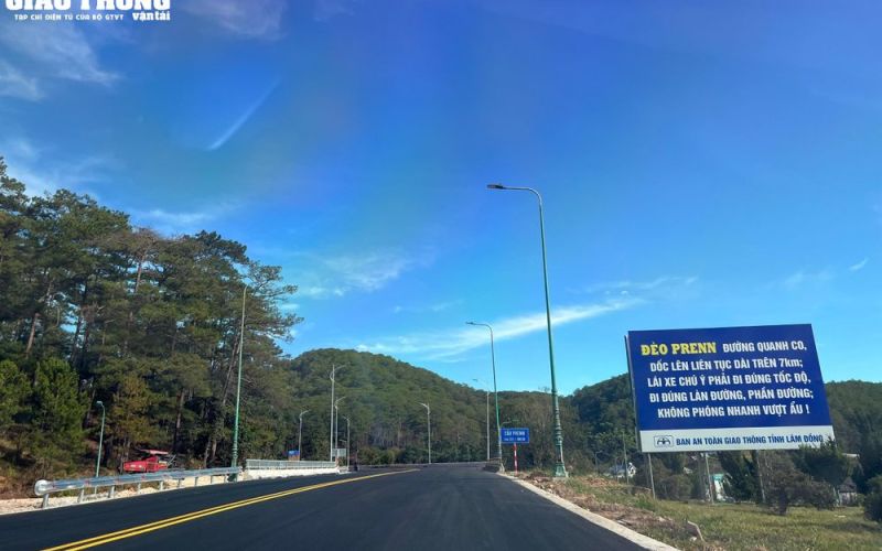 Đưa vào sử dụng hộ lan bánh xoay trên đèo Prenn - Đà Lạt