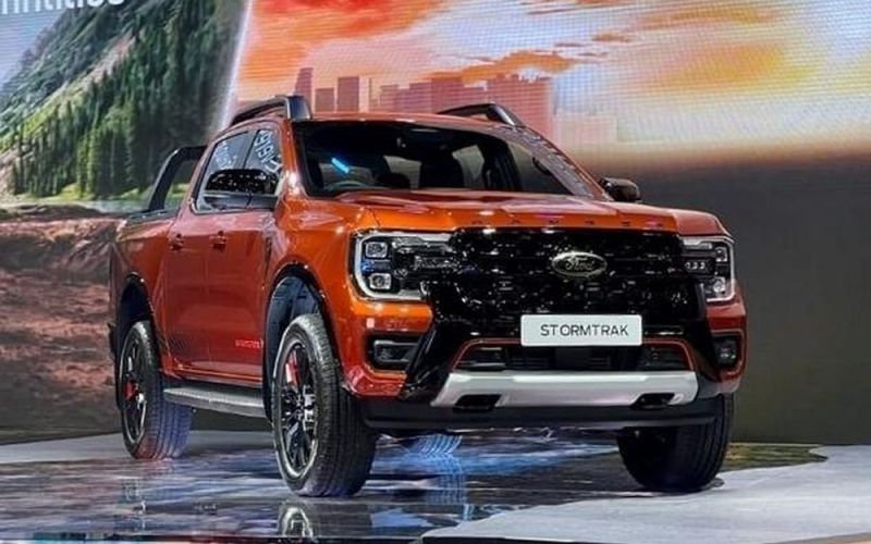 Ford Ranger Stormtrak sắp về Việt Nam tháng sau, thay thế bản Wildtrak?