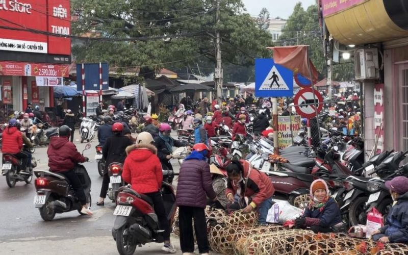 Giá hàng hóa tiêu dùng tăng nhẹ trong dịp Tết Nguyên đán