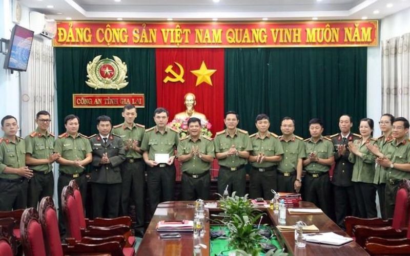 Gia Lai: Triệt phá đường dây lừa đảo qua mạng xã hội