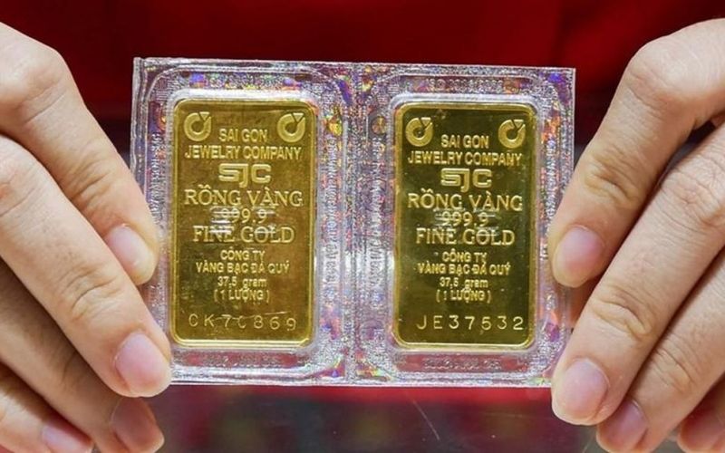 Giá vàng hôm nay 6/2/2024: Vàng thế giới giảm mạnh