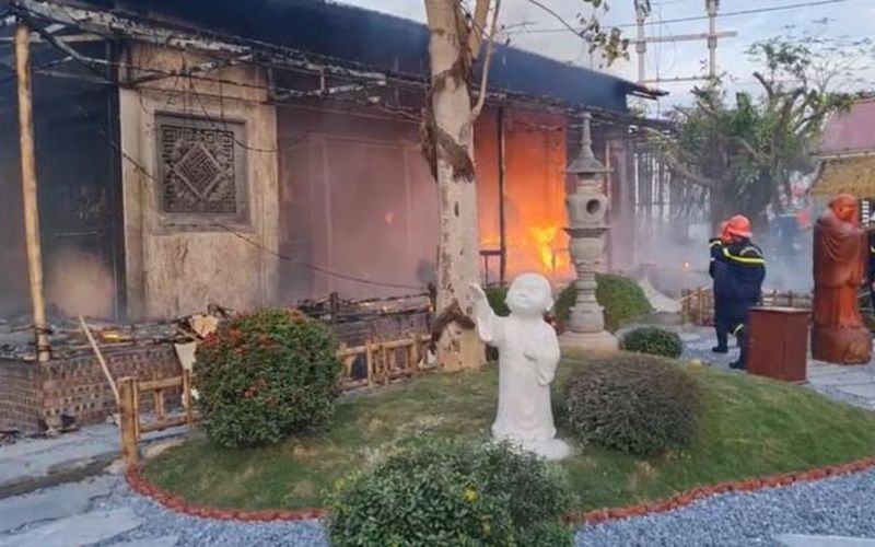 Hà Nam: Cháy tại Chùa Phật Quang, nhiều nội thất bị thiêu rụi