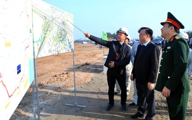 Hà Nội đặt mục tiêu hoàn thành đường song hành Vành đai 4 vào giữa năm 2025