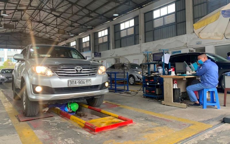 Hà Nội không còn trong danh sách 'điểm nóng' ùn tắc đăng kiểm