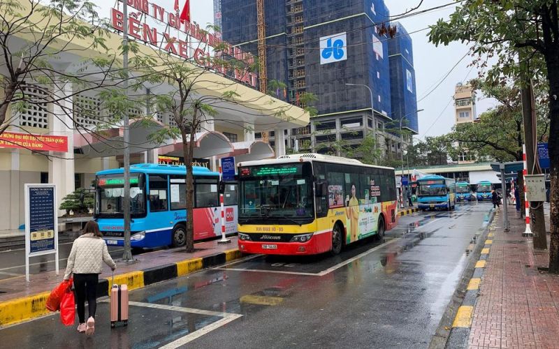 Hà Nội: Xe buýt, đường sắt đô thị phục vụ xuyên Tết Dương lịch 2024