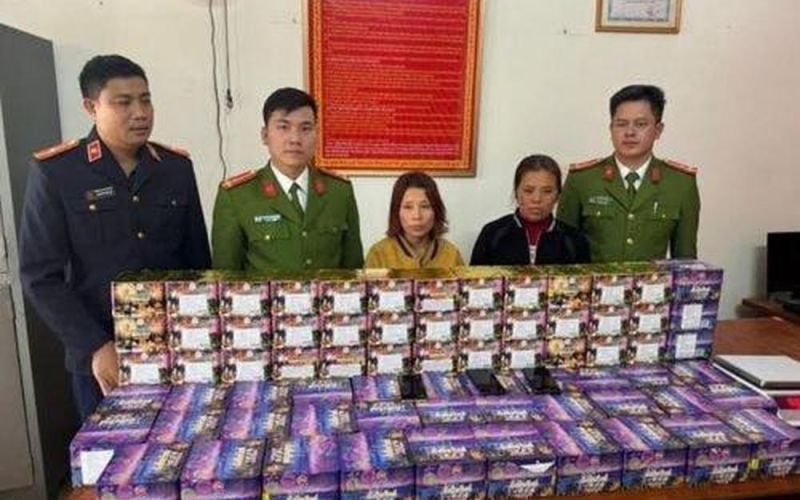Hai người phụ nữ mua bán, tàng trữ gần 130kg pháo nổ