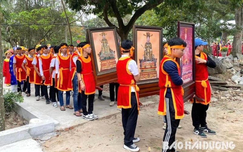 Hấp dẫn hội làng ở Hải Dương