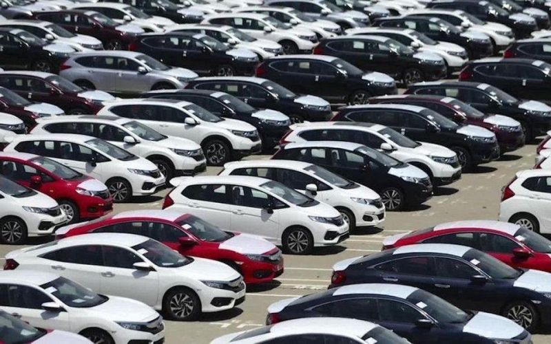 Hết ưu đãi trước bạ, thị trường ô tô ảm đạm trong tháng đầu năm