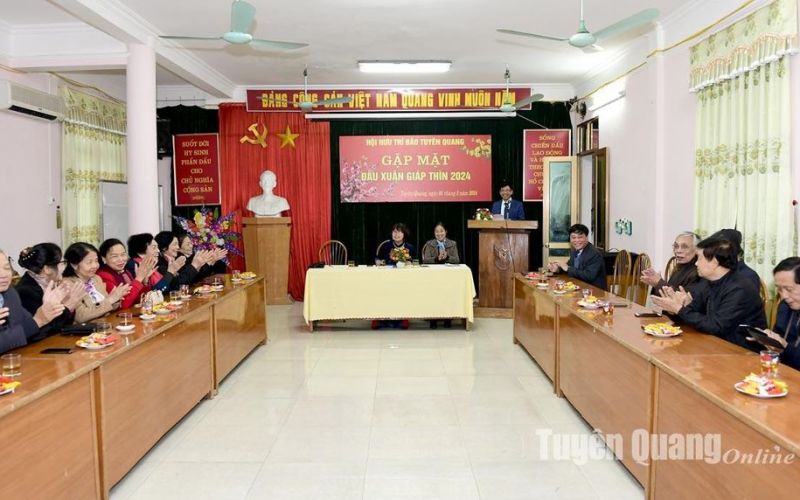 Hội Hưu trí Báo Tuyên Quang tổ chức gặp mặt đầu Xuân