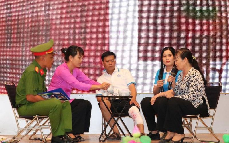 Hội thi 'Gia đình với văn hóa giao thông'