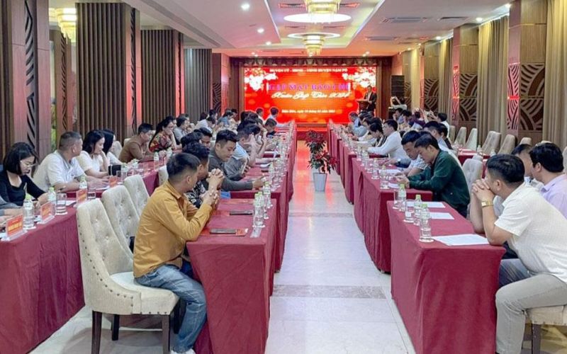 Huyện Nậm Pồ gặp mặt các cơ quan báo chí Xuân Giáp Thìn 2024