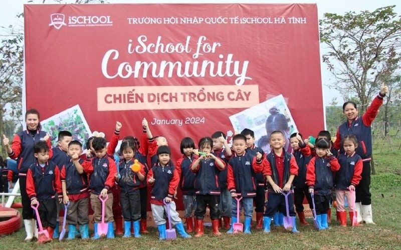 iSchool Hà Tĩnh trồng hơn 3.300 cây xanh