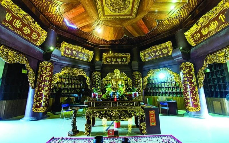 Khám phá cổ tự núi Lạn Kha