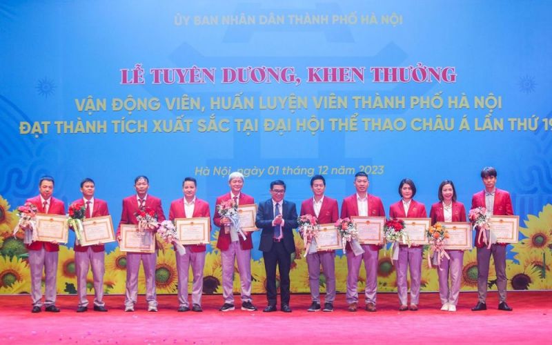 Khen thưởng VĐV, HLV Hà Nội đạt thành tích xuất sắc tại ASIAD 19