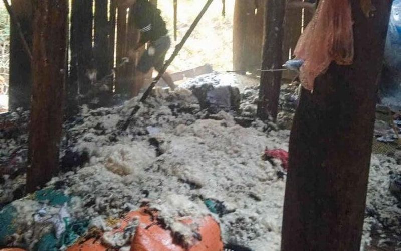 Không xin được tiền mua xe, nghịch tử rút dây bình gas đốt nhà bố mẹ