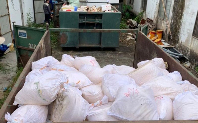 Kiểm soát chặt việc sản xuất, kinh doanh giống cây trồng, thuốc bảo vệ thực vật