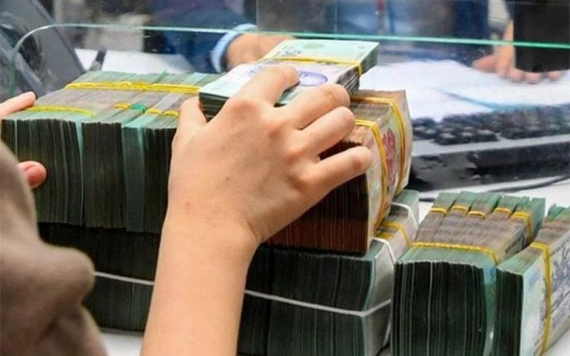 Lãi suất tiết kiệm chạm mốc 10%/năm, giá vàng tăng lên đỉnh cao lịch sử