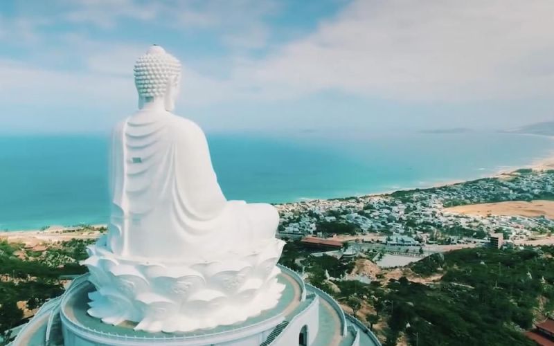 Loạt thắng cảnh nổi tiếng đất võ vào chặng đua 'Grand Prix of Binh Dinh'